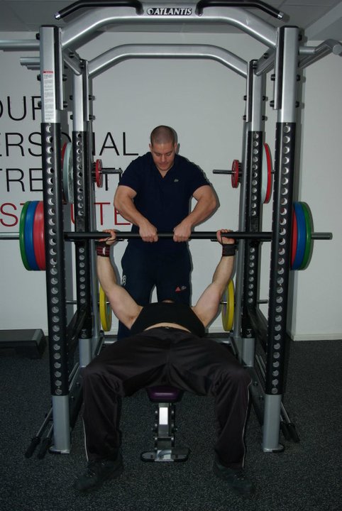 Warum ich beim Training grundsätzlich keinen Spotter empfehle